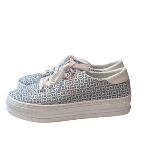 Tommy Hilfiger Womens Blue White Monogram Print Canvas Sneaker Shoes Size 9 NWOB